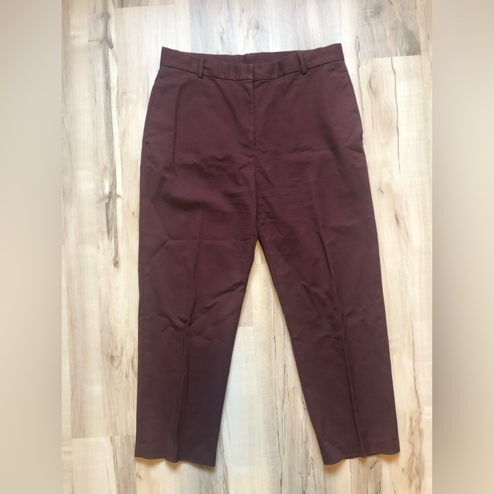 Calvin Klein Women’s Chinos in Burgundy Brown Trousers